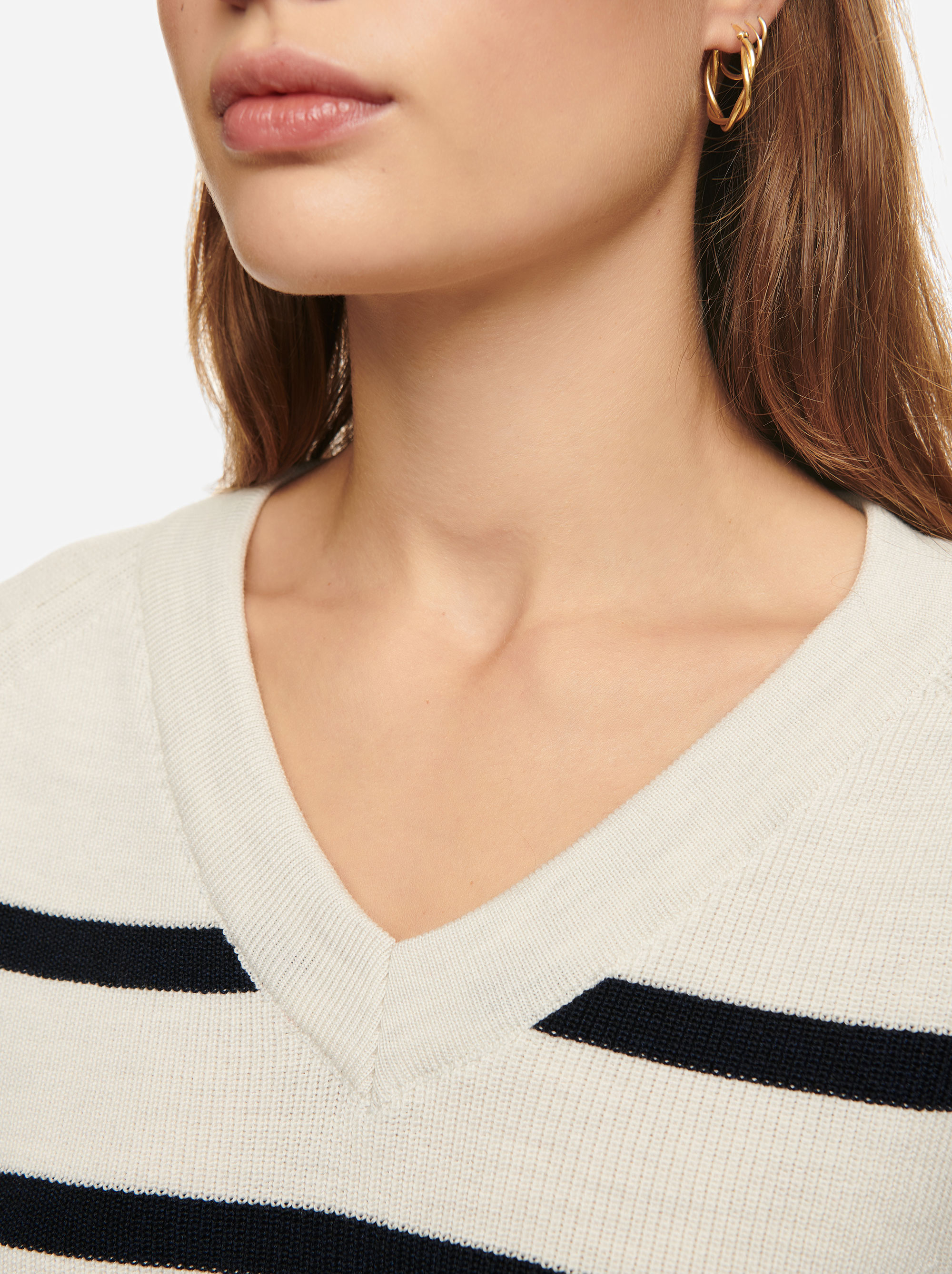 Teym - V-Neck - The Merino Sweater - Women - Striped - 3