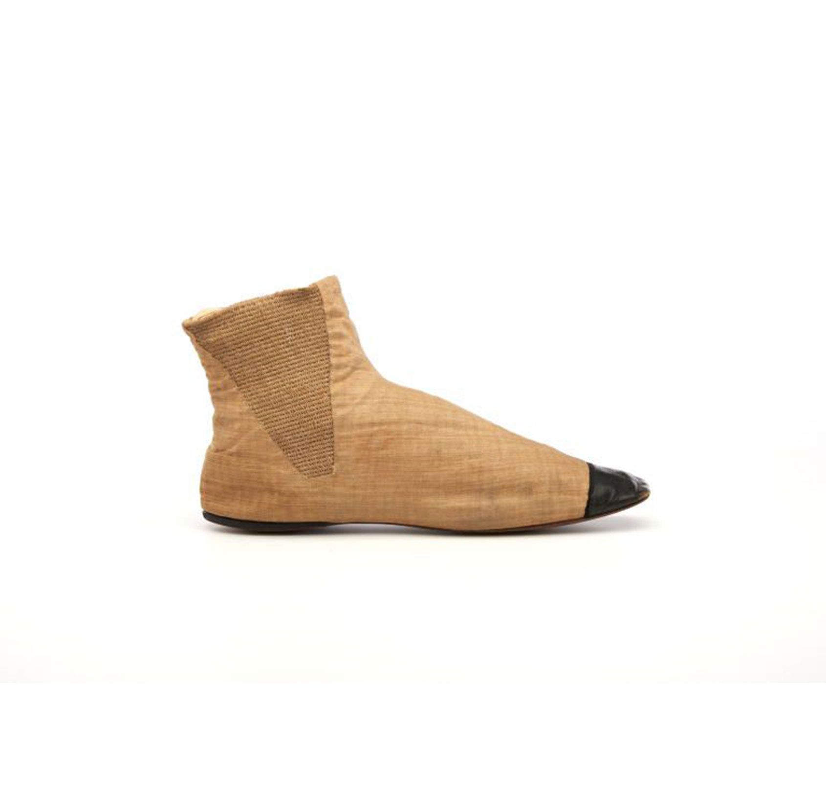 Teym - Blog - History of The Chelsea Boot - Collection Maas Museum - photo textblock - 1