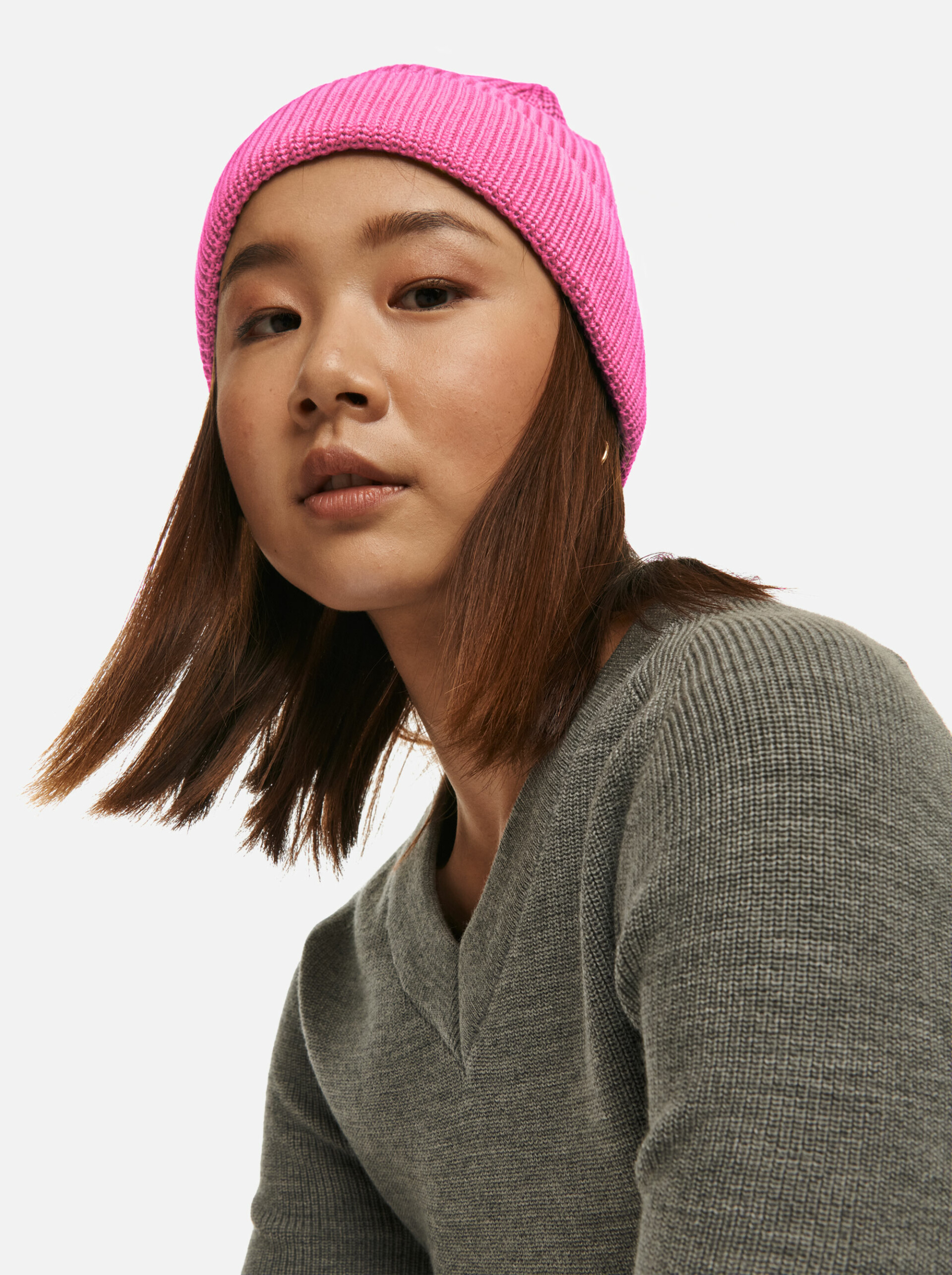 The Crewneck Sweater in Bright Pink · Teym