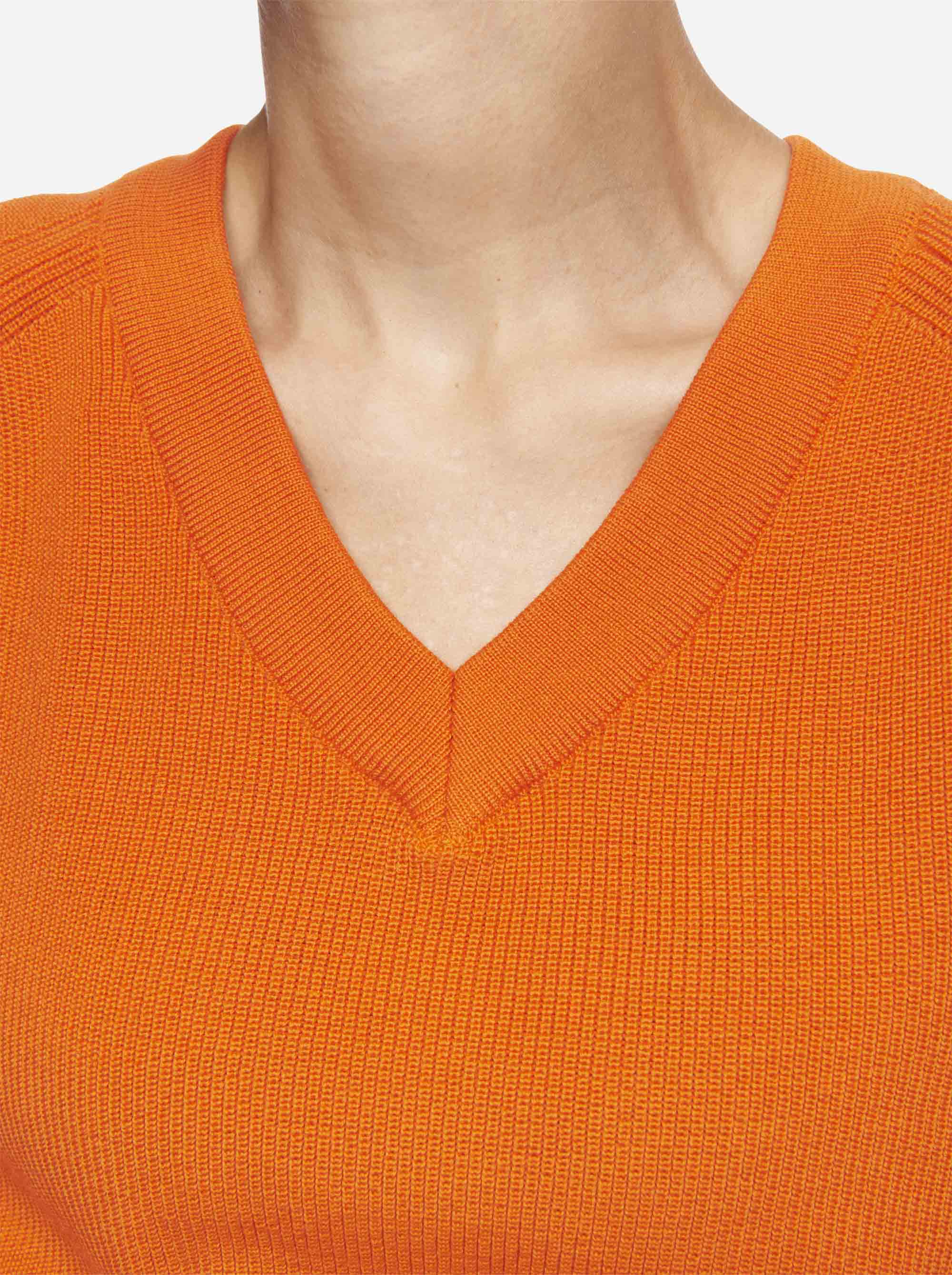 Teym - The Merino Sweater - V-Neck - Women - Orange - 4