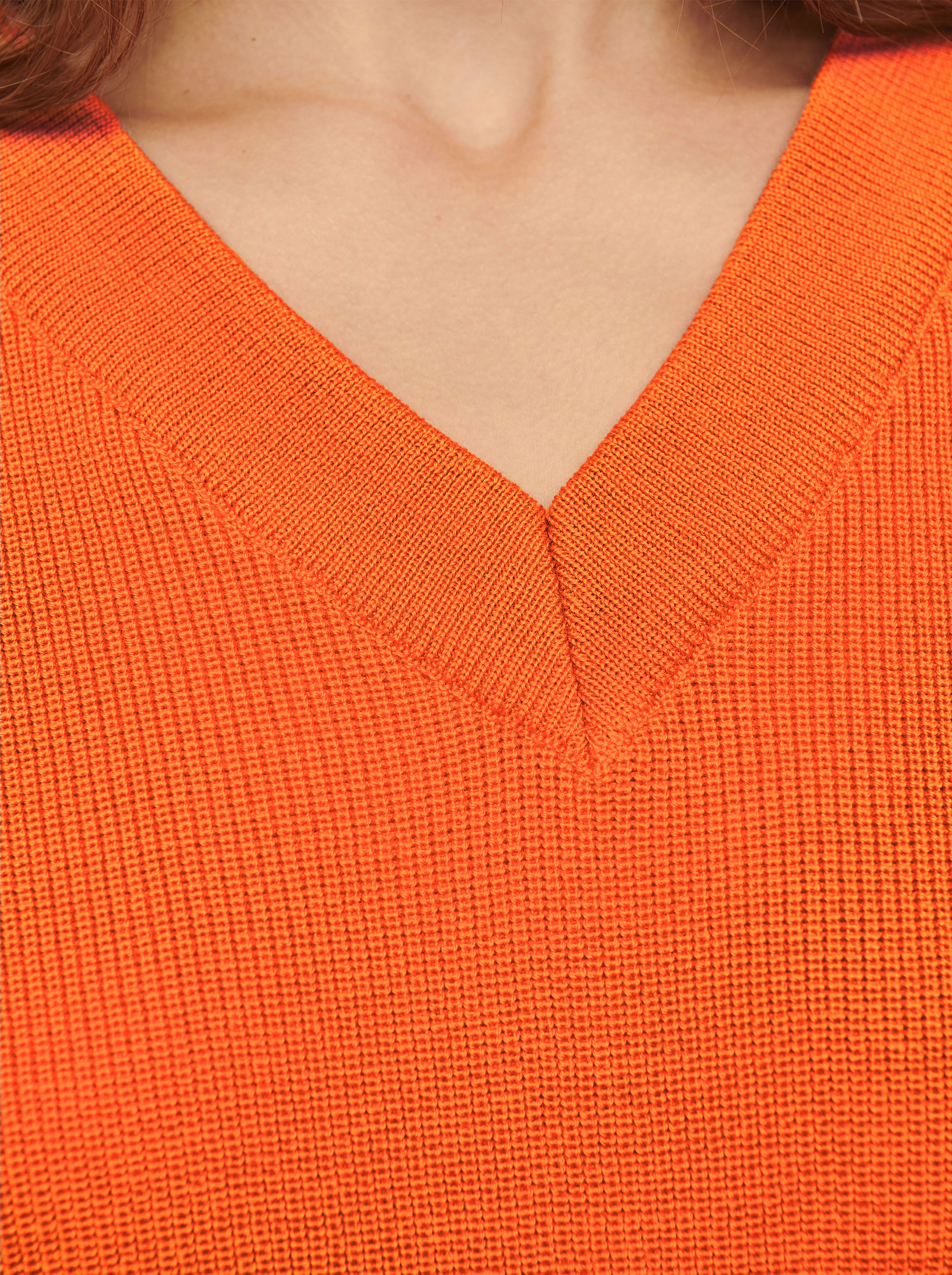 Teym - V-Neck - The Merino Sweater - Women - Orange - 2